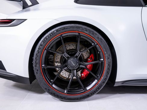 Used 2023 Porsche 911 GT3 image 14