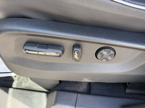 Used 2026 Honda Odyssey Touring image 17