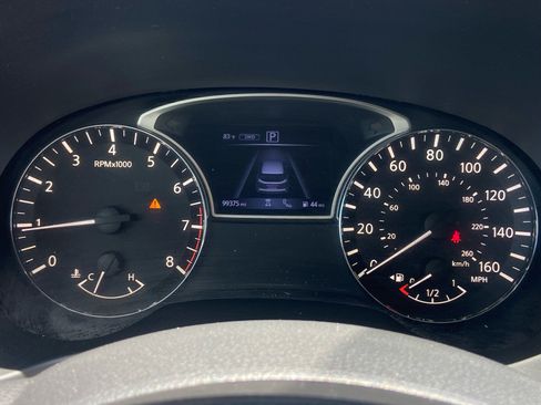 Used 2020 Nissan Pathfinder SL AWD/4WD image 21