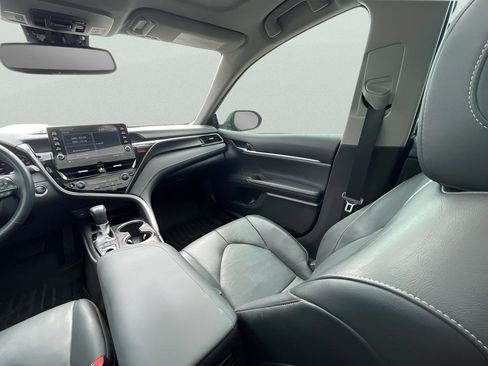 Used 2021 Toyota Camry XSE image 23