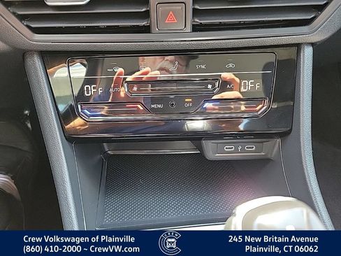 Certified 2025 Volkswagen Jetta S FWD image 9