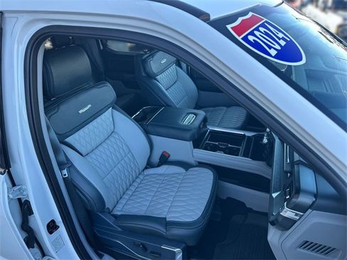 Certified 2024 Ford F250 Limited w/ FX4 Off-Road Package image 27