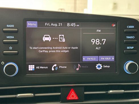 Used 2023 Hyundai Elantra SEL FWD image 21