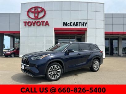 Used 2023 Toyota Highlander Platinum