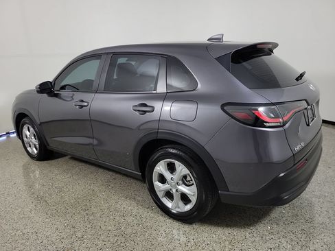 Used 2025 Honda HR-V LX image 3