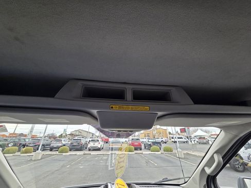 Used 2017 Ford Transit Connect XLT image 14