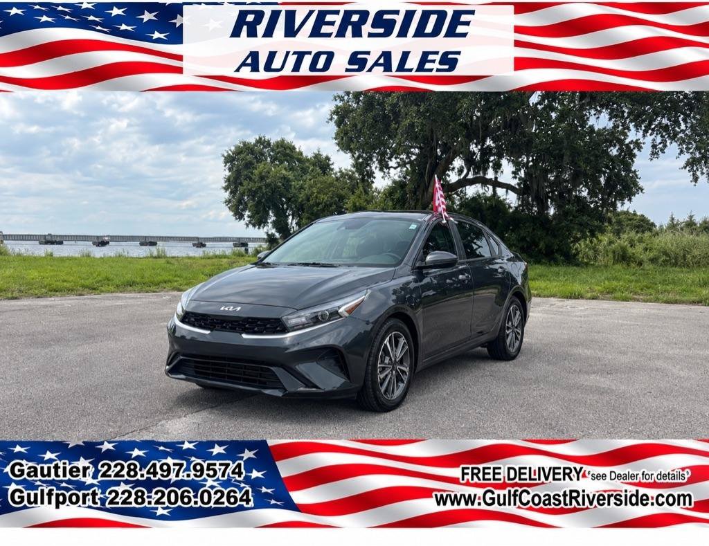Used 2023 Kia Forte LXS FWD image 1