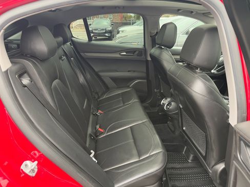 Used 2018 Alfa Romeo Stelvio Ti image 31