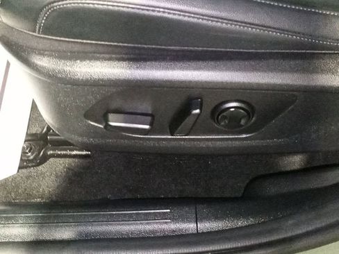 Used 2025 Kia Sportage X-Line w/ Premium Package image 16