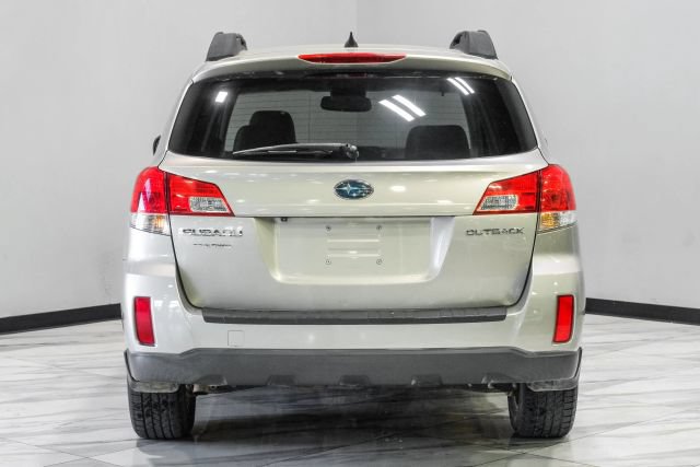 Used 2014 Subaru Outback 2.5i Limited AWD/4WD image 15