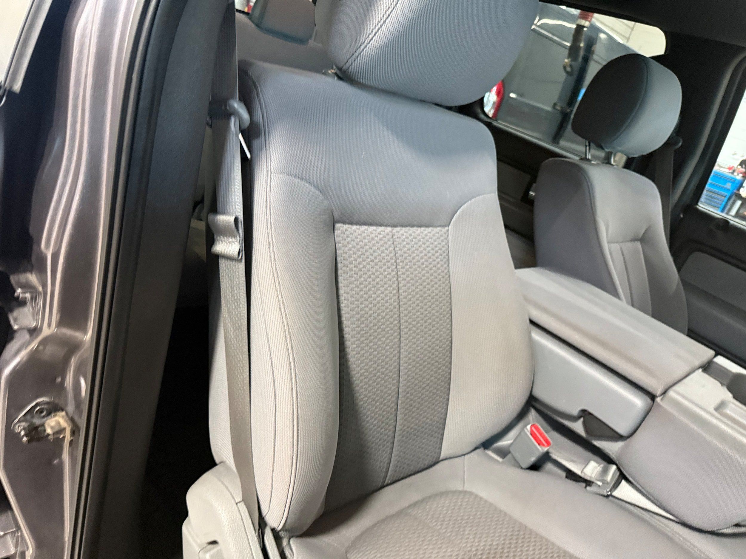 Used 2013 Ford F150 XLT w/ Luxury Equipment Group AWD/4WD image 10