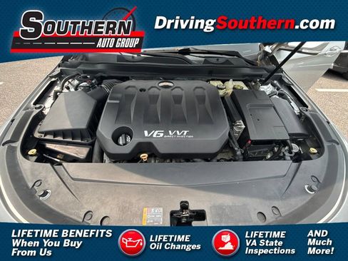 Used 2015 Chevrolet Impala LT FWD image 1