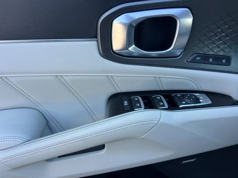 Certified 2023 Kia Sorento SX Prestige image 11