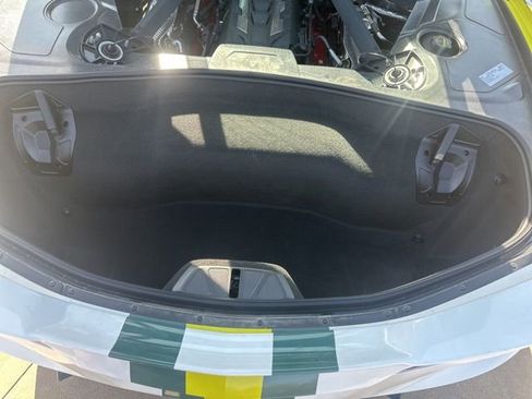 Used 2024 Chevrolet Corvette Stingray w/ Z51 Performance Package image 21