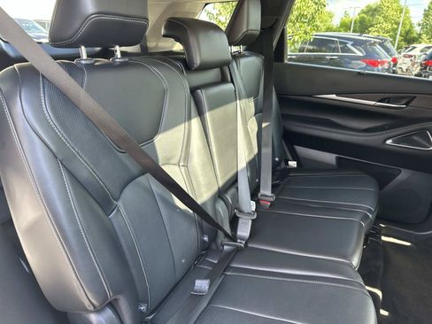 Used 2025 INFINITI QX60 Sensory w/ Vision Package AWD/4WD image 37
