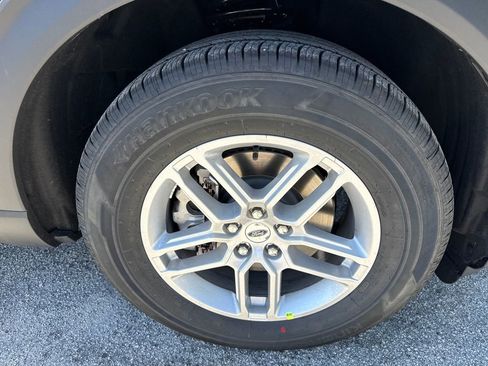 New 2026 Ford Explorer Active w/ Active Comfort Package image 11