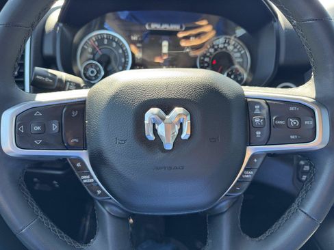 Used 2025 RAM 1500 Big Horn AWD/4WD image 24