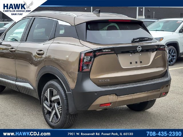 Used 2026 Nissan Kicks SV FWD image 6