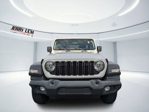 Used 2024 Jeep Wrangler Unlimited Sport AWD/4WD image 8