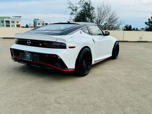 Used 2024 Nissan Z NISMO w/ Floor Mat Package image 15