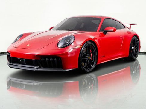 Used 2025 Porsche 911 Carrera 4 GTS image 21