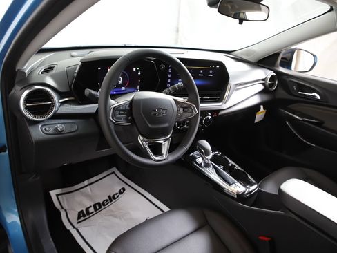 New 2026 Chevrolet Trax ACTIV w/ Driver Confidence Package FWD image 12