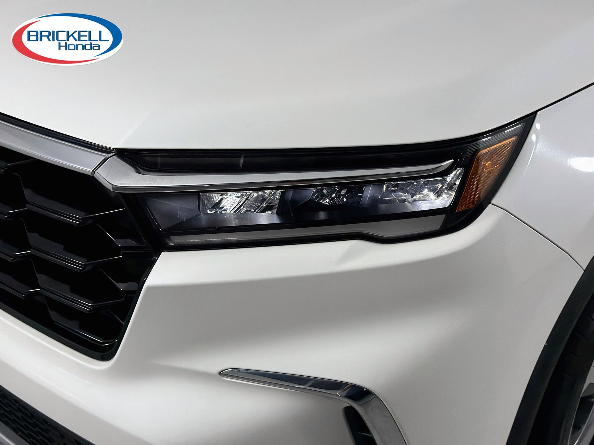 Used 2024 Honda Pilot Touring image 9