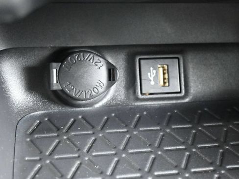 Used 2023 Toyota RAV4 XLE Premium FWD image 13