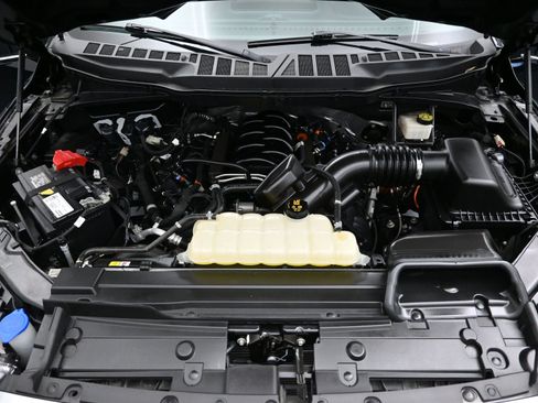 Used 2023 Ford F150 Platinum w/ Equipment Group 701A High image 8