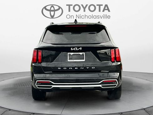 Used 2022 Kia Sorento SX FWD image 4