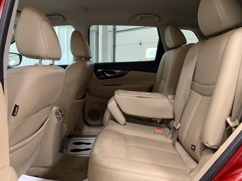 Used 2015 Nissan Rogue SL FWD image 19