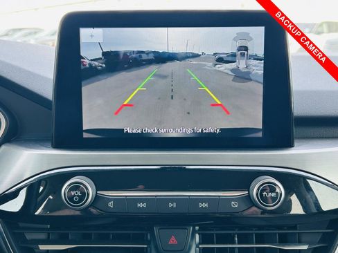 Used 2021 Ford Escape Titanium image 11