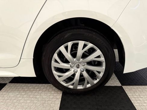 Used 2024 Toyota Corolla LE image 10