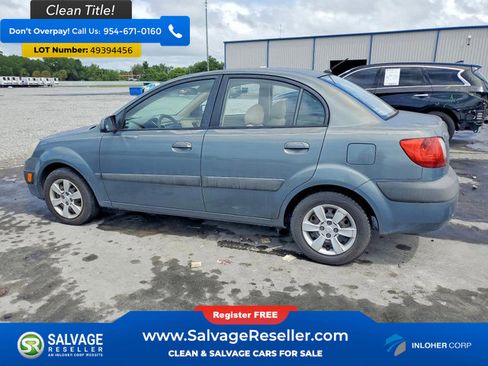 Used 2007 Kia Rio LX FWD image 3