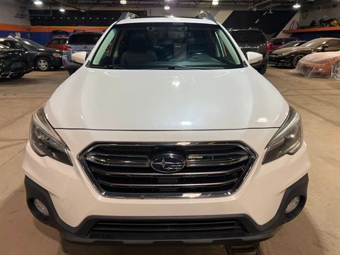 Used 2019 Subaru Outback 2.5i Limited AWD/4WD image 8