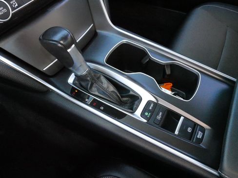 Certified 2022 Honda Accord Sport image 24