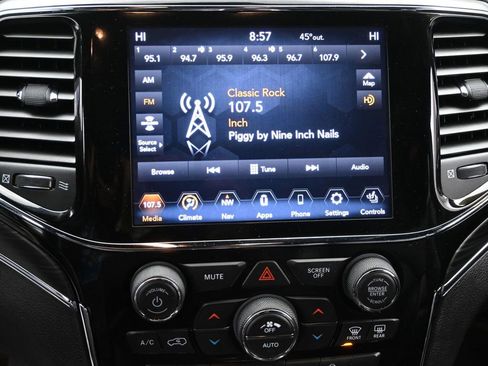 Used 2020 Jeep Grand Cherokee Limited image 20