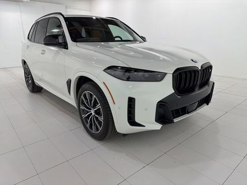 Certified 2024 BMW X5 M60i image 7