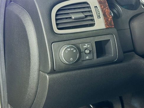 Used 2013 GMC Yukon Denali image 10