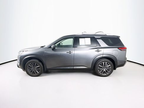 Used 2023 Nissan Pathfinder SL w/ SL Premium Package image 7