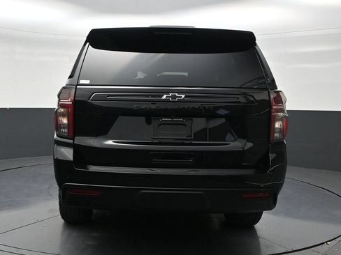 Used 2023 Chevrolet Suburban Z71 w/ Luxury Package AWD/4WD image 4