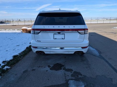 Used 2021 Lincoln Aviator Black Label w/ Dynamic Handling Package image 10