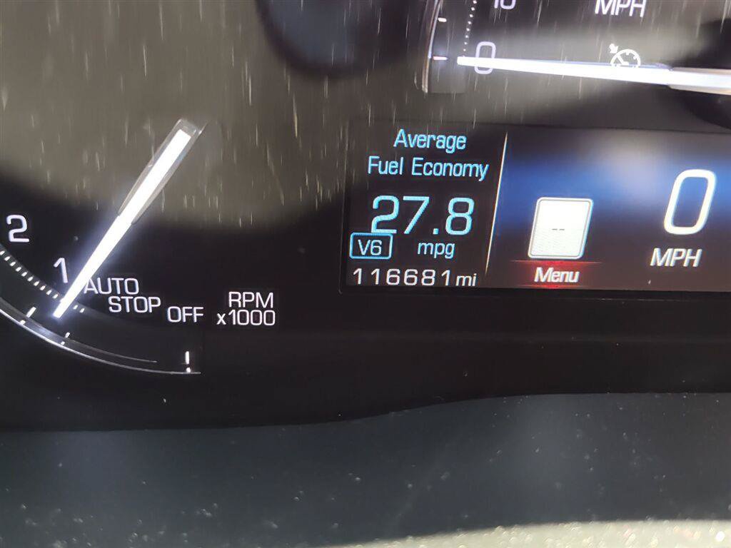 Used 2017 Cadillac XT5 Premium Luxury w/ LPO, Wheel Lock Package FWD image 10
