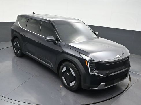 Used 2026 Kia EV9 Light RWD image 26