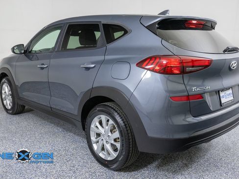 Used 2021 Hyundai Tucson SE w/ Cargo Package FWD image 6