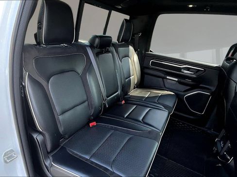 Used 2023 RAM 1500 Laramie AWD/4WD image 23