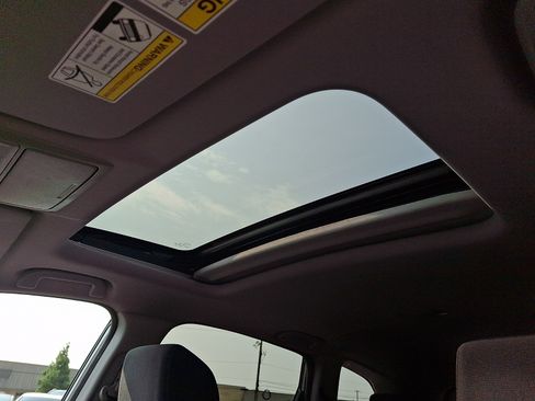 Used 2019 Honda CR-V EX image 14