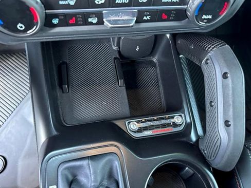 Used 2025 Ford Bronco Raptor w/ Interior Carbon Fiber Pack AWD/4WD image 25