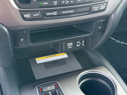 Used 2023 Honda Ridgeline RTL-E image 29