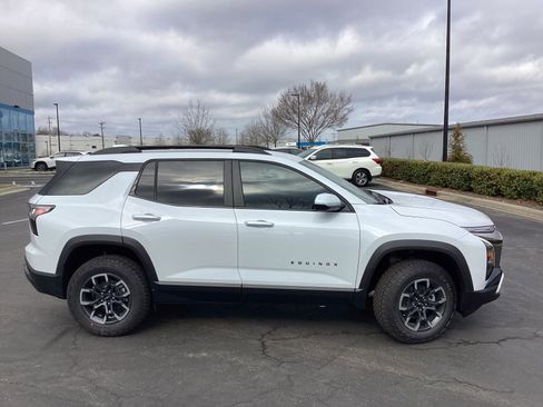 New 2026 Chevrolet Equinox ACTIV FWD image 5